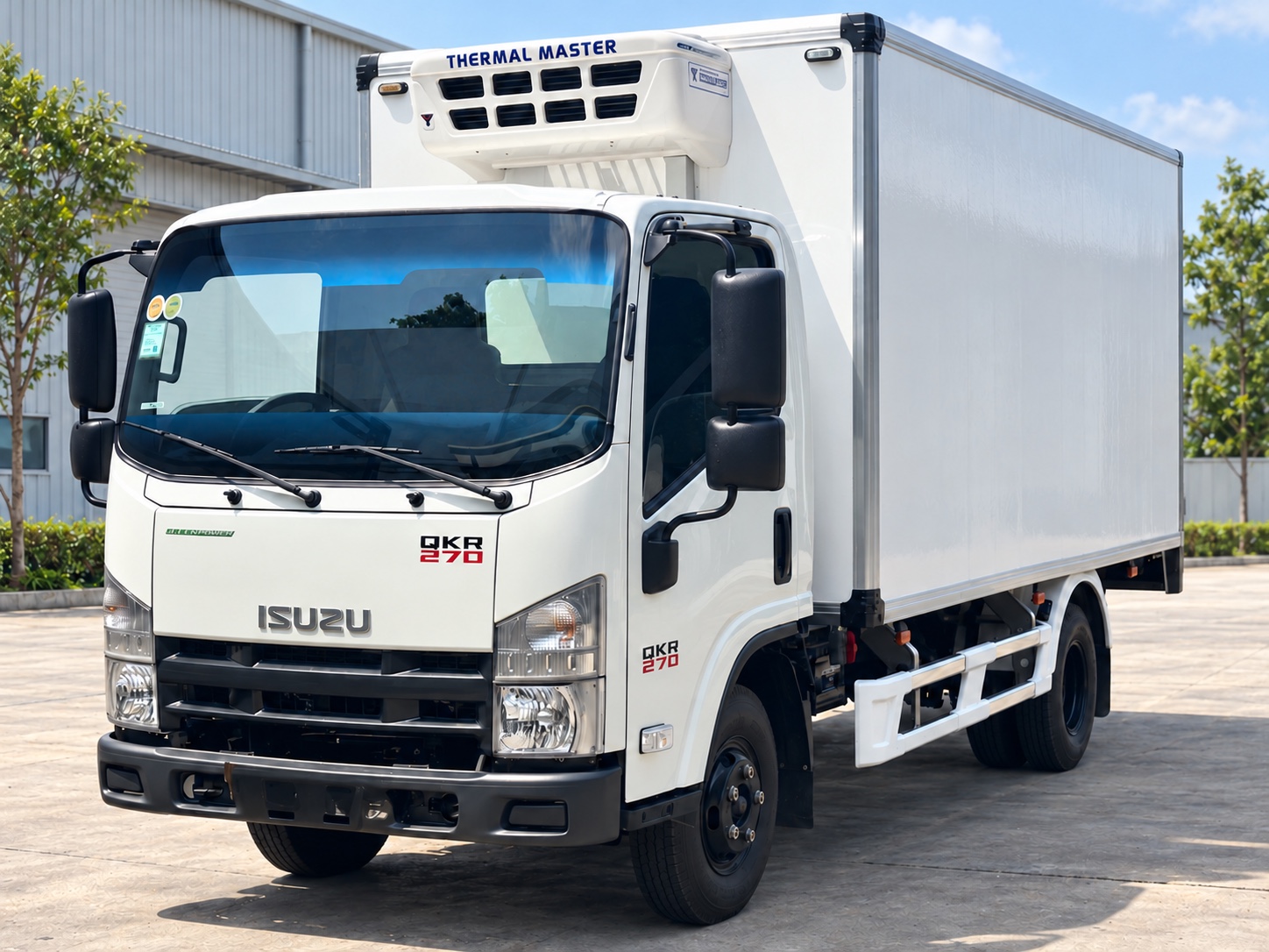 Isuzu QMR77HE5 thùng đông lạnh – cabin, thân thùng và cụm máy lạnh
